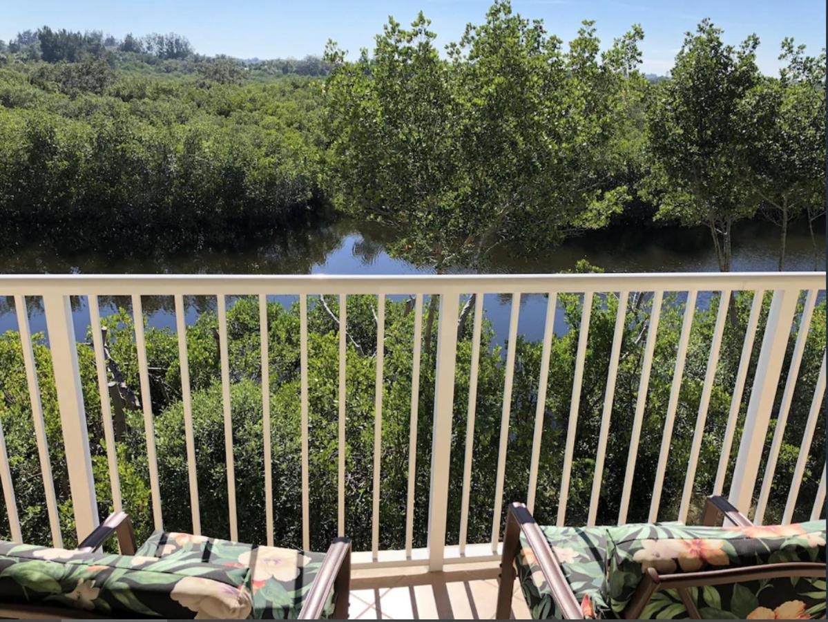 Beautiful New Luxury Townhome With Private Beach And Swimming Pools Ruskin Zewnętrze zdjęcie