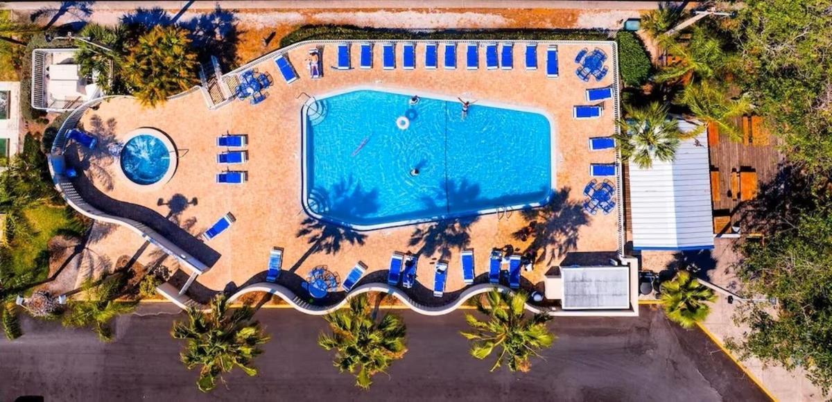 Beautiful New Luxury Townhome With Private Beach And Swimming Pools Ruskin Zewnętrze zdjęcie