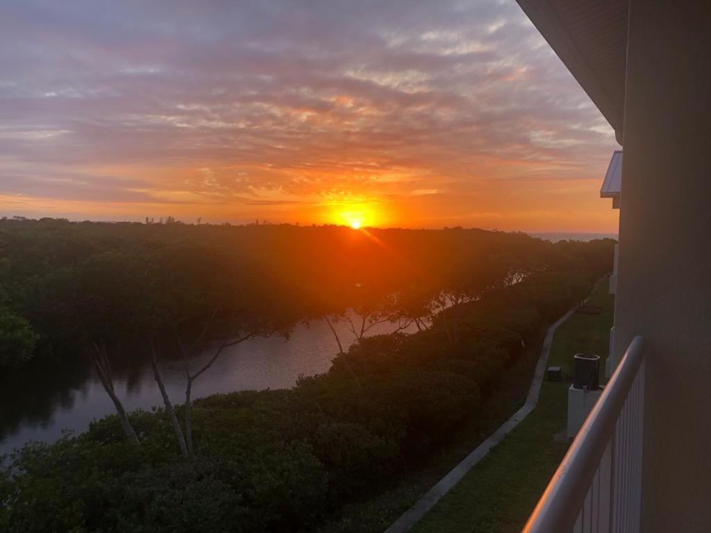 Beautiful New Luxury Townhome With Private Beach And Swimming Pools Ruskin Zewnętrze zdjęcie